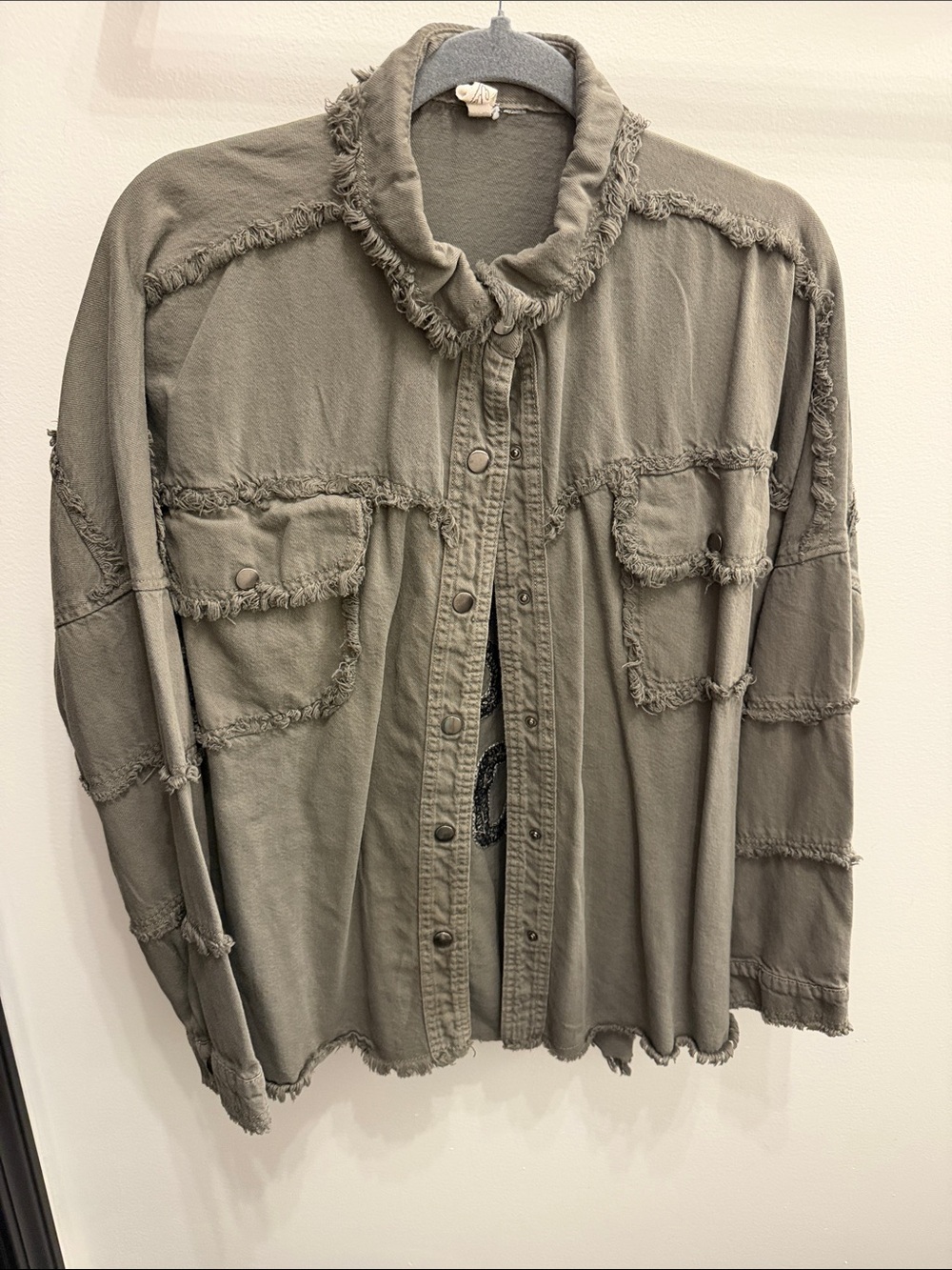 Elan Olive Green Frayed Trim Button-Front Shirt Jacket